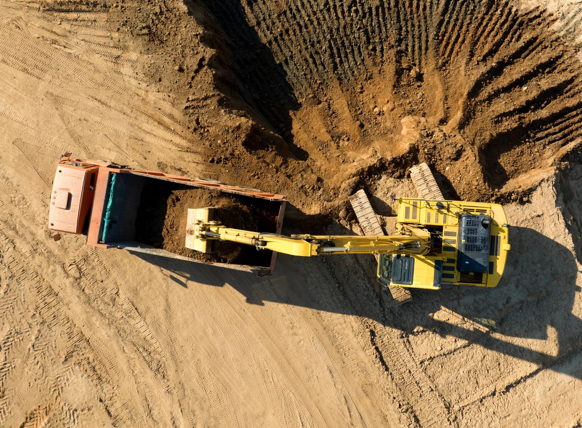 أعمال السياج والهدم والاعمال الترابية ( حفر ، ردم ، تسوية الاراضي)